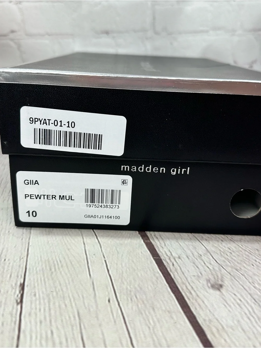 Madden Girl iridescent pewter
